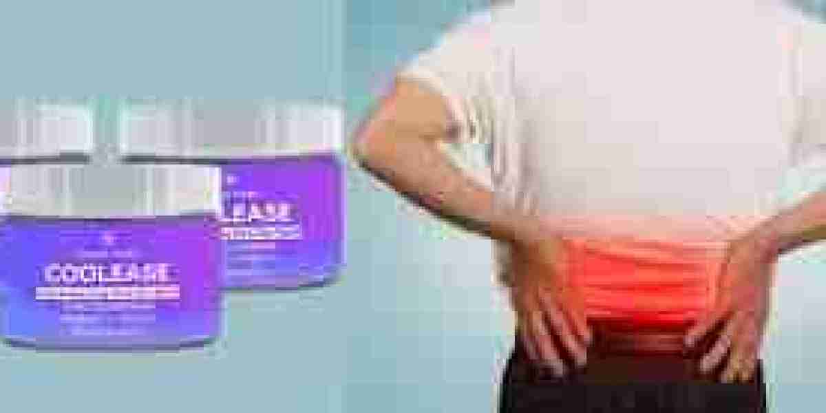 What ingredients are in CoolEase Cream?