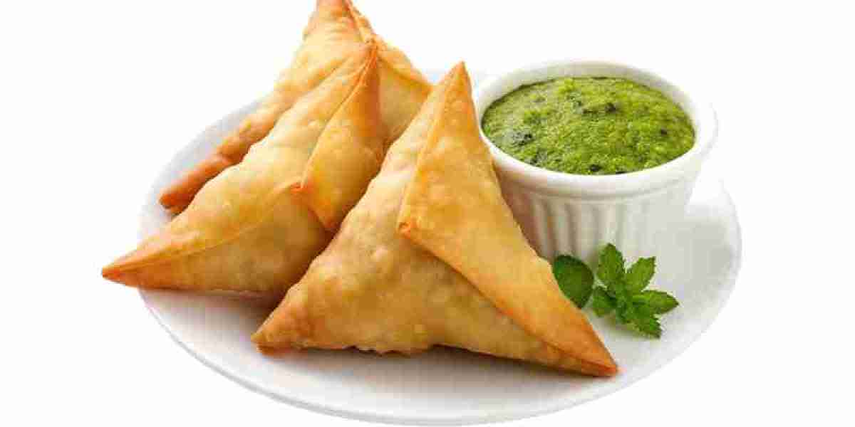 What Makes Vegetable Samosa One of the Most Loved Snacks in the World?