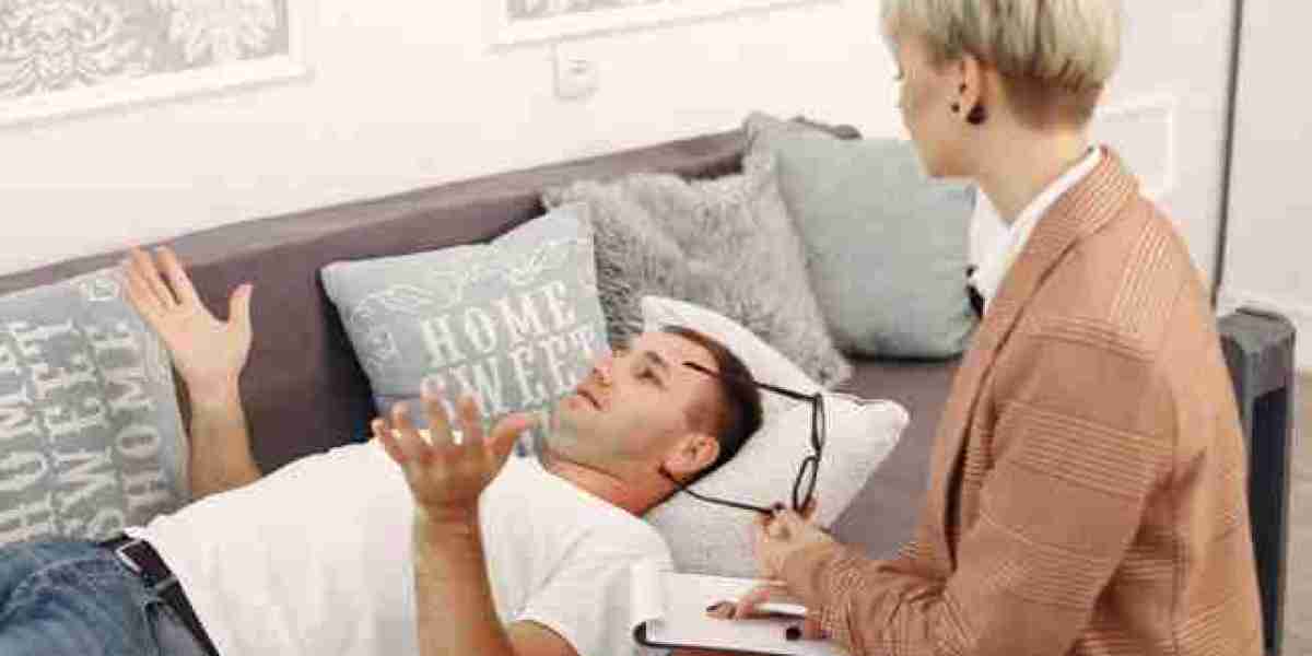 Best Female Therapist in Dubai and Psychiatrist In Dubai