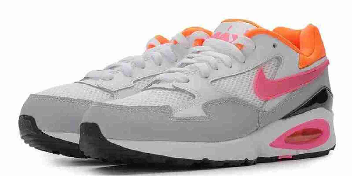 เทรนด์สนีกเกอร์มาแรง รองเท้าคู่ฮิตจาก Nike ที่สายแฟต้องมี