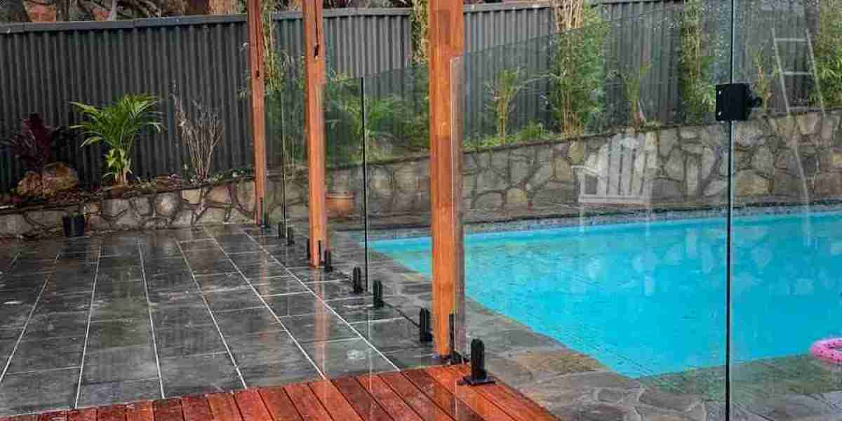 Pool Fence Installation Tips to Ensure Compliance and Peace of Mind