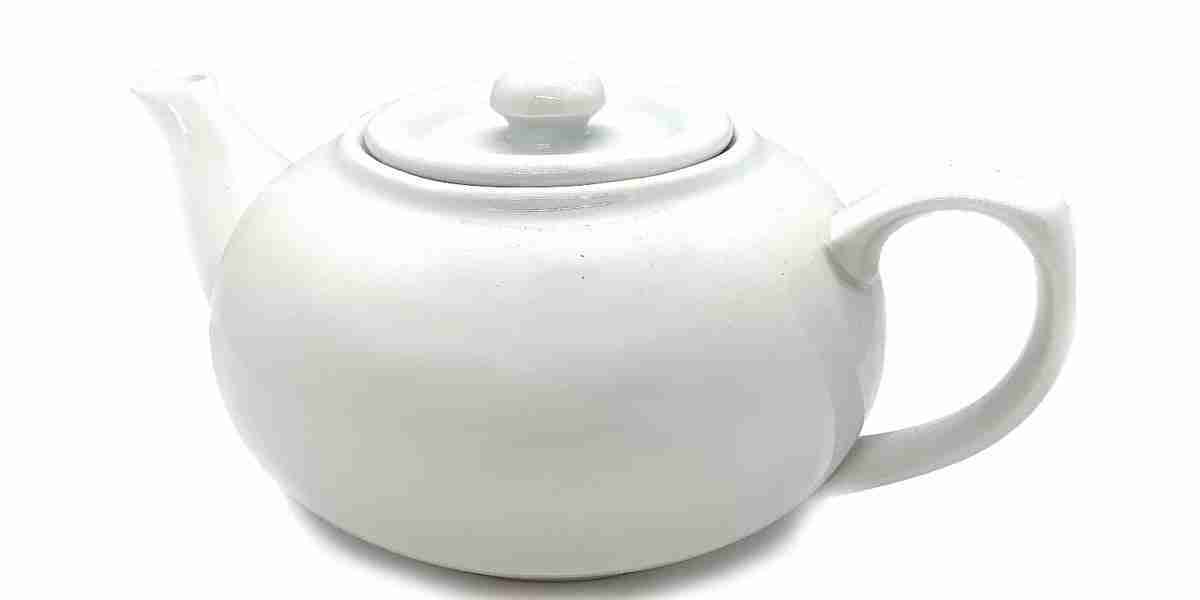 Over 32 fl oz Chinese Teapots: Ideal for Commercial Tea Service