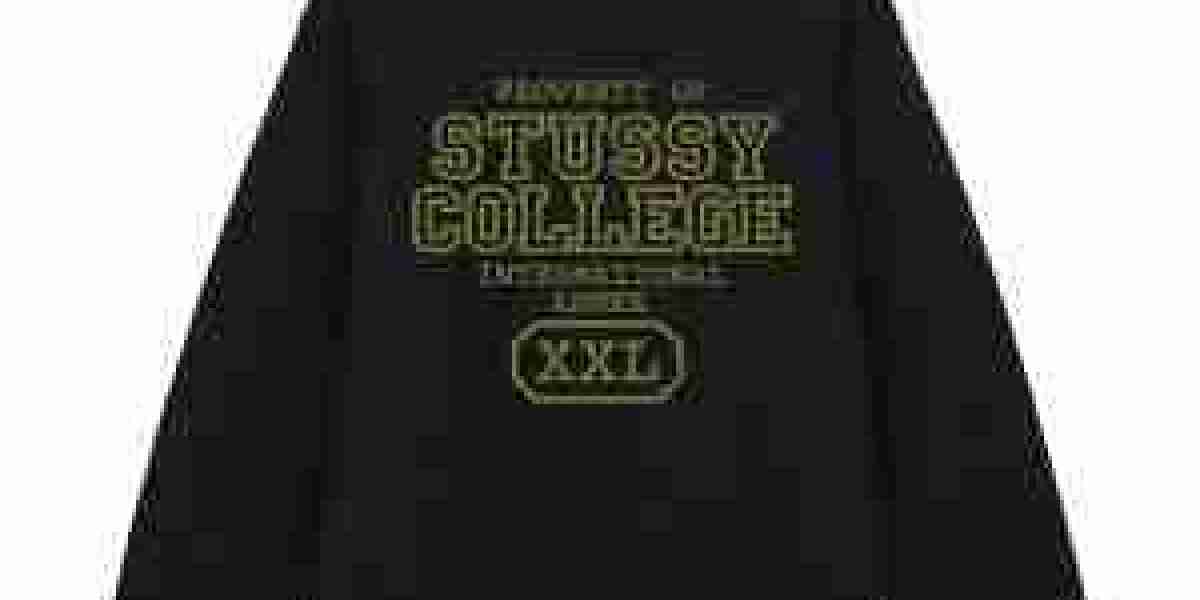 The Comfort and Culture Behind the Stussy Sweatshirt