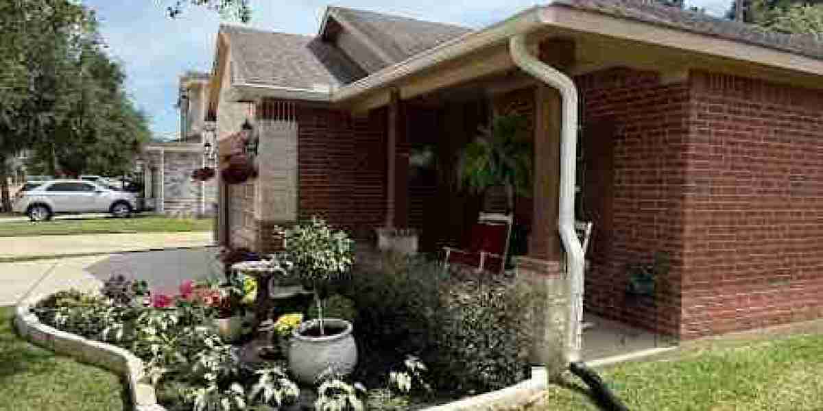 Structural Integrity and Storm Protection: The Case for Seamless Gutters in Cibolo