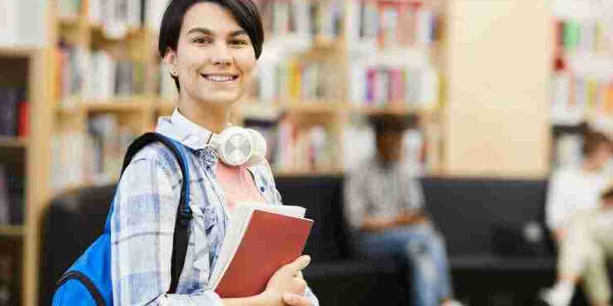 Smarter Studying in 2026: How the Right Help Builds Real Academic Skills