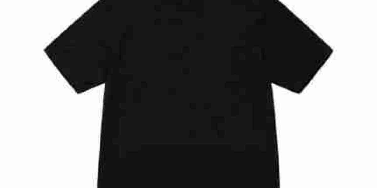 How Stüssy Shaped Global Street Culture?