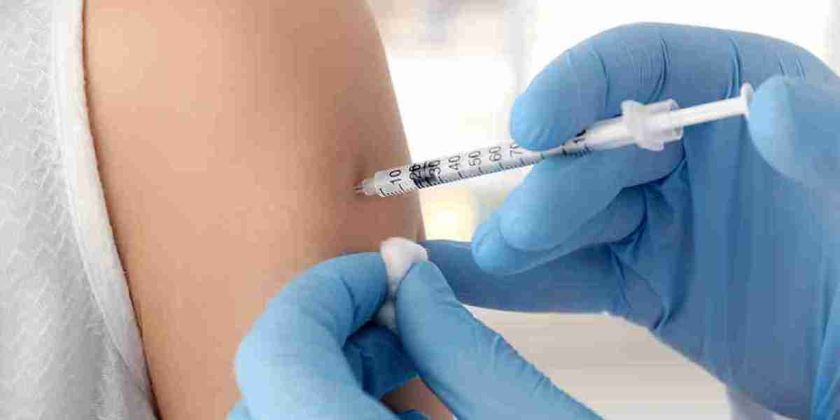 Seasonal Allergies in Alexandria VA: How an Allergist Can Help You Breathe Easy Again