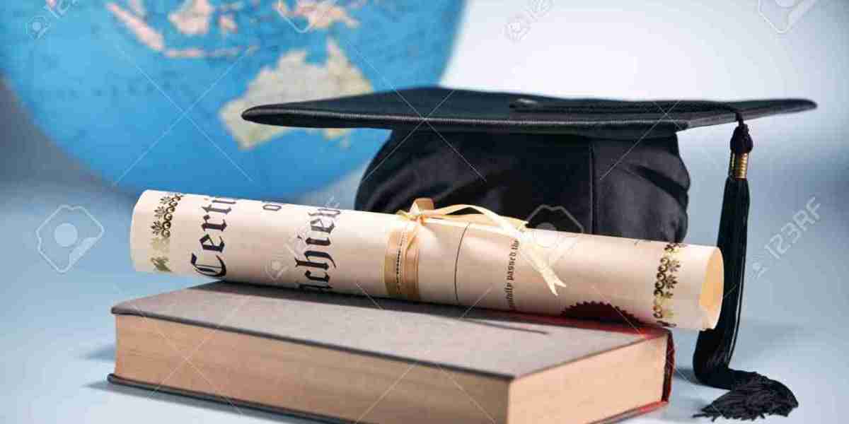 A Comprehensive Exploration of English Language Education as a Global Bridge of Communication, Cognitive Development, an