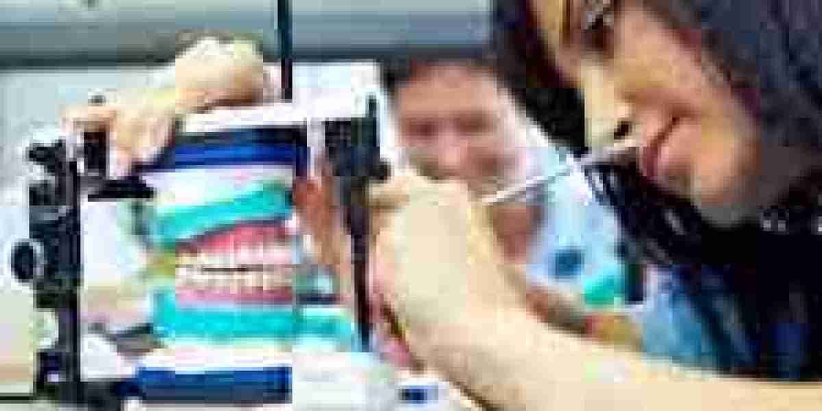 Dental Lab Market Size, Share & Forecast (2025–2032): Opportunities in CAD/CAM and 3D Printing