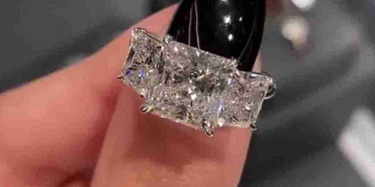 Princess Cut Diamond Rings for Buyers Seeking Quality and Value
