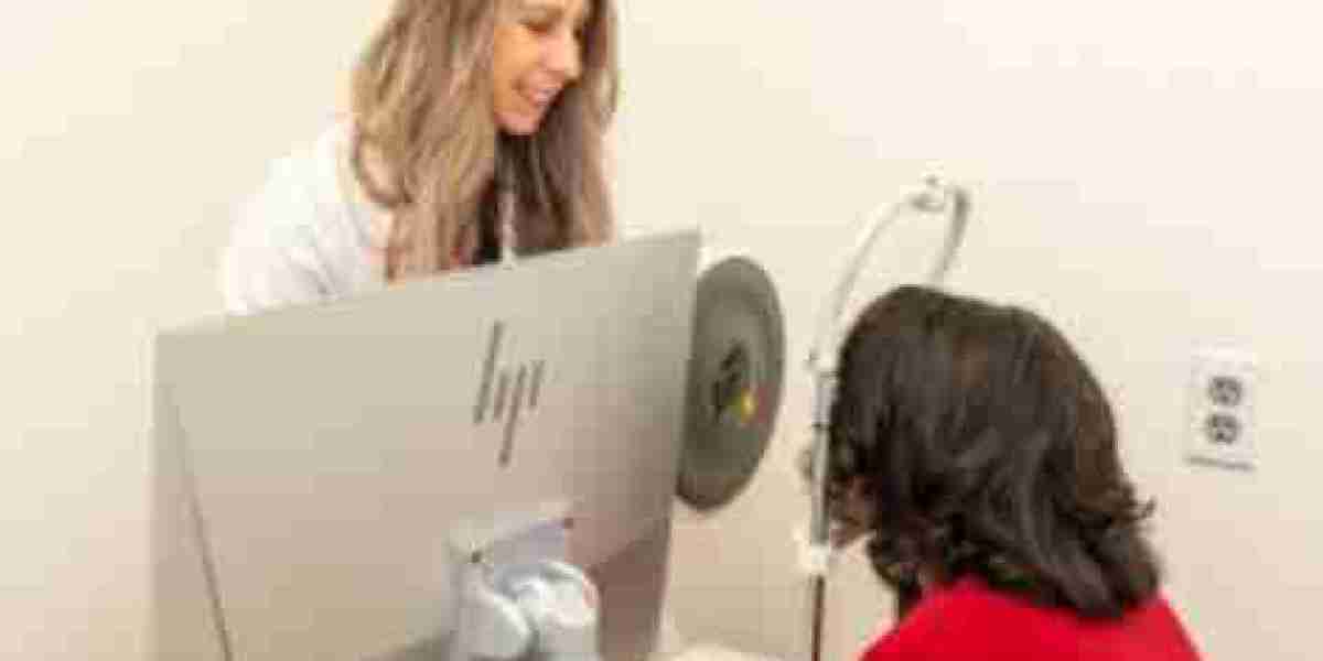 Keratoconus Specialist Care for Clearer and Healthier Vision
