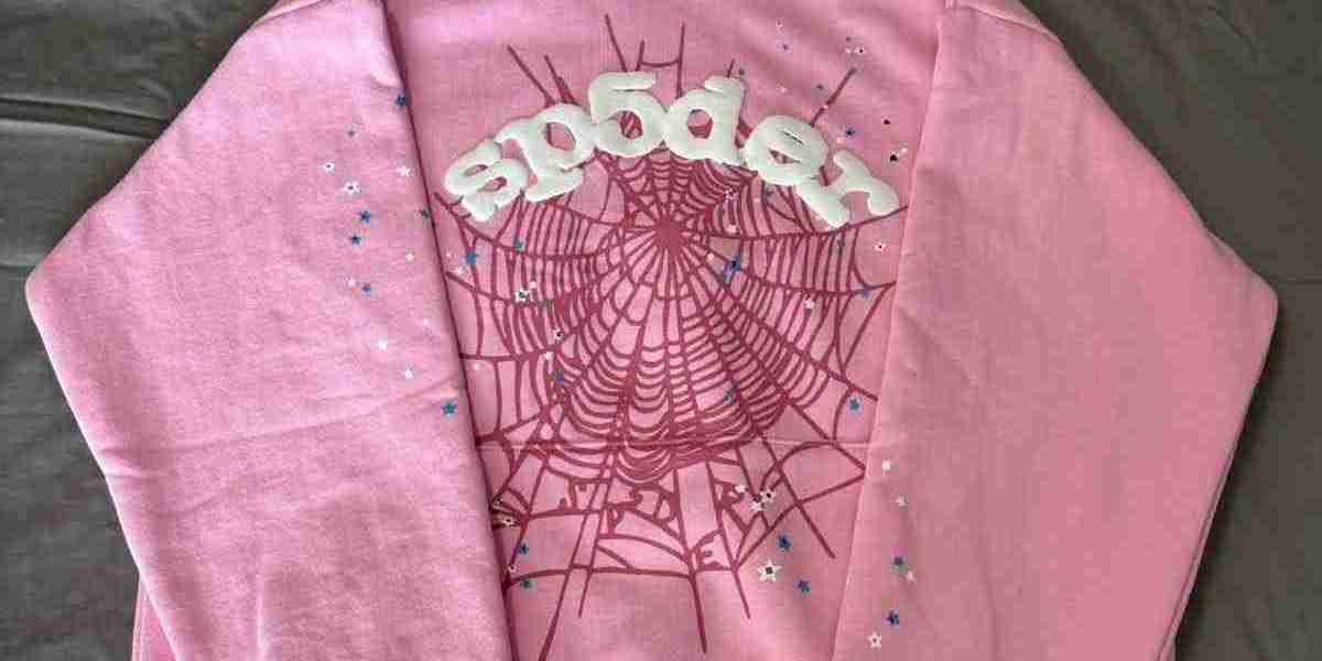 Sp5der Hoodie Layering Style Tips