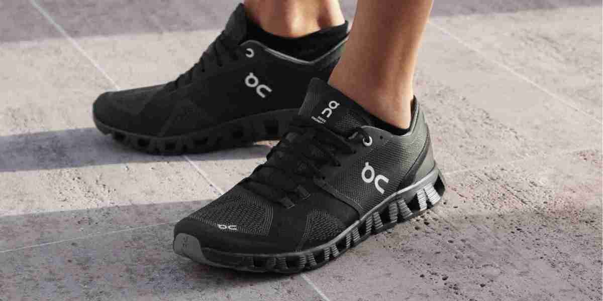 Las mejores zapatillas On Cloud para quienes caminan más de lo que corren.