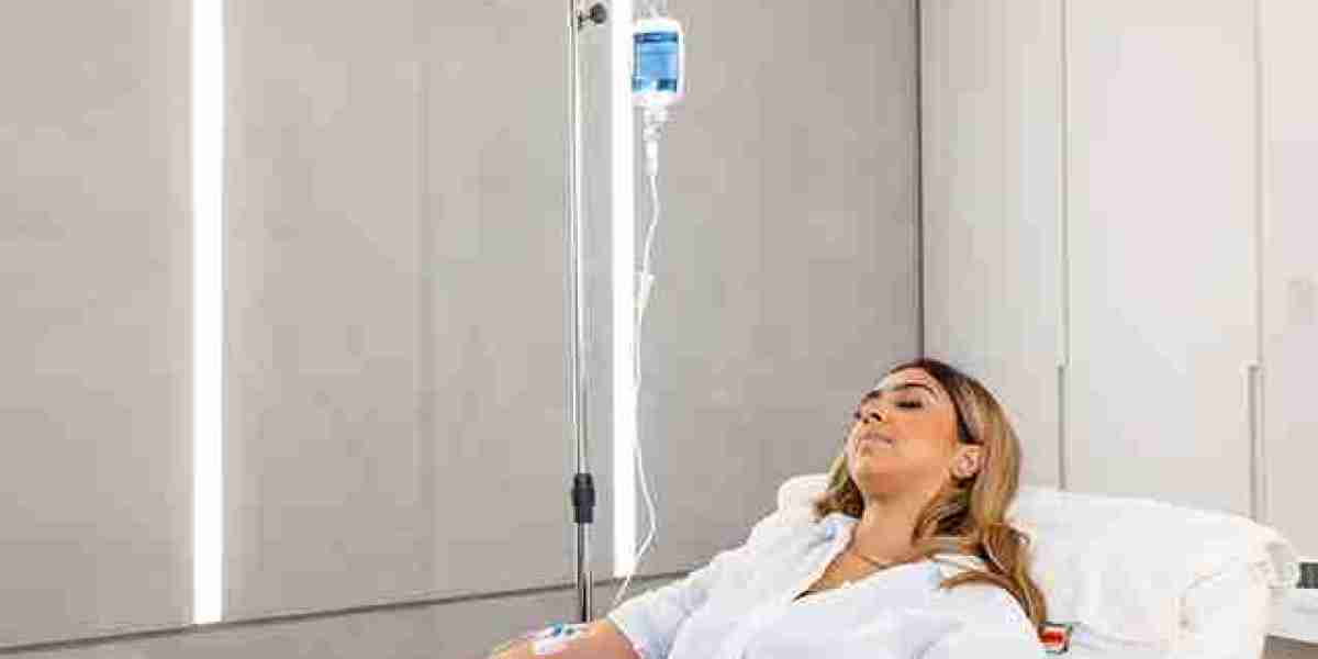 How Vitamin IV Therapy Dubai Helps Improve Hydration Levels