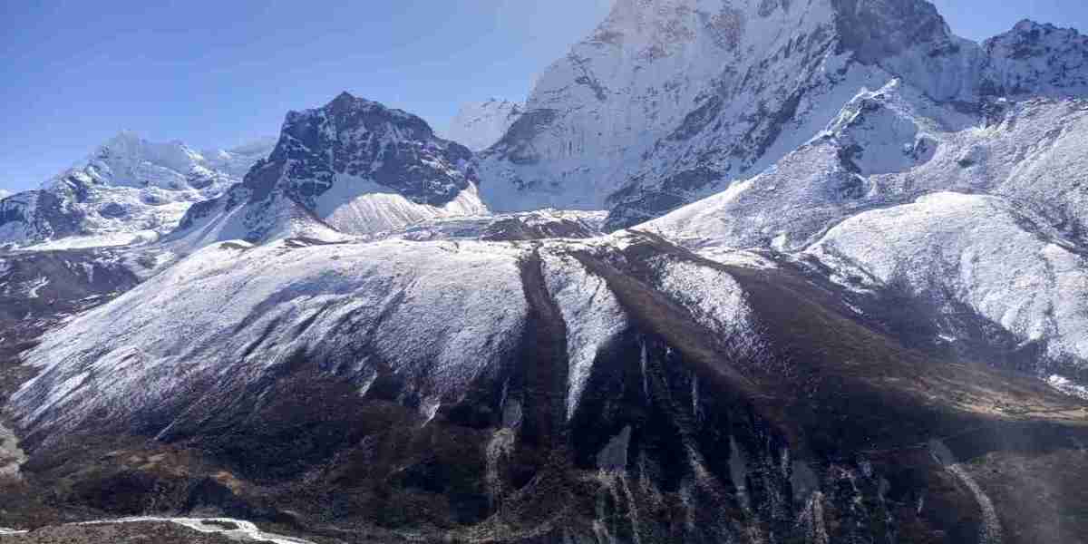 Manang Valley Trekking Guide