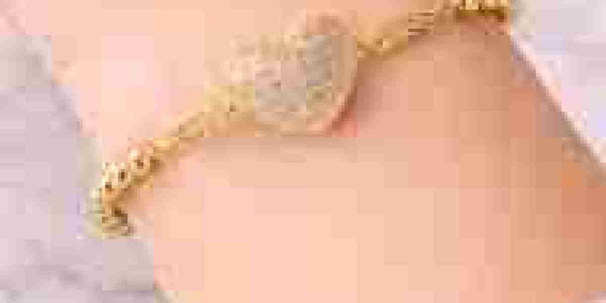 Heart Bracelet – A Meaningful Jewelry Choice for Every Occasion