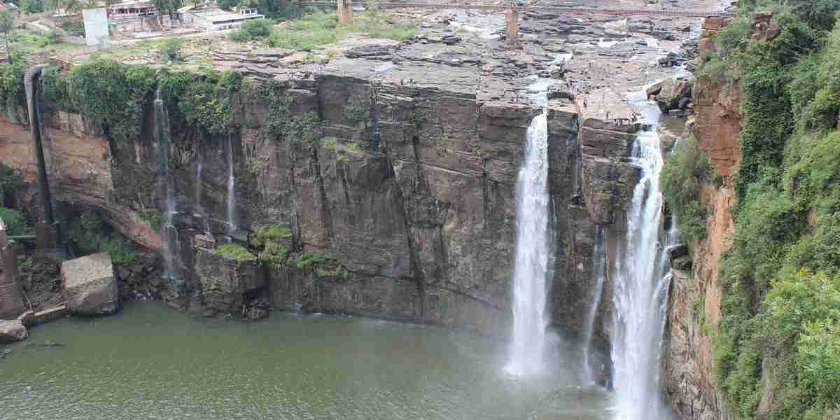 Kolhapur to Belgaum Taxi