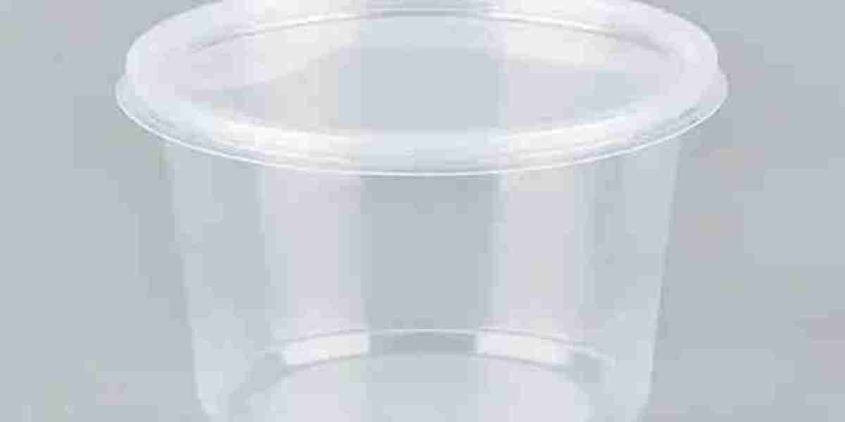 Plastic Containers: Strength Meets Everyday Practicality
