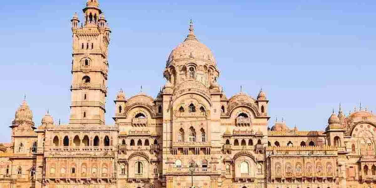 Rajkot to Vadodara Cab