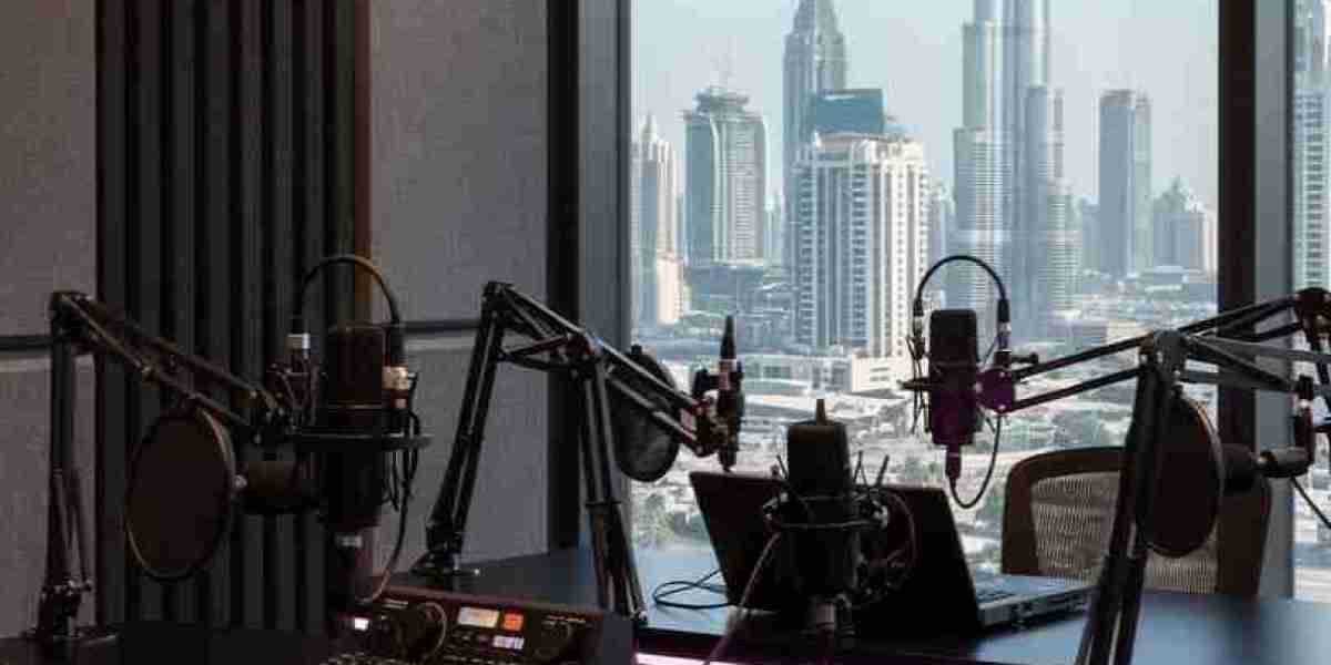 Podcast in Dubai: Grow Your Audience with Premium Recording