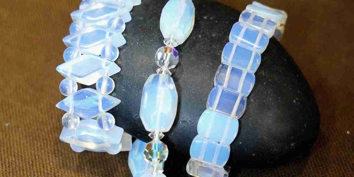 Timeless Brilliance: The Art of Selecting and Maintaining Fine Jewelry