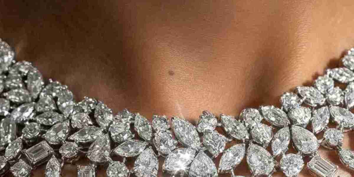 Luxury Jewelry: Elegance That Lasts Forever