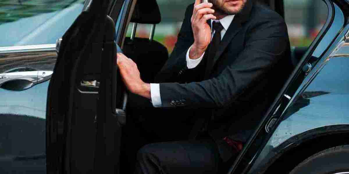 16-Seater Minibus Hire in Tipton | Airport Transfer Wolverhampton