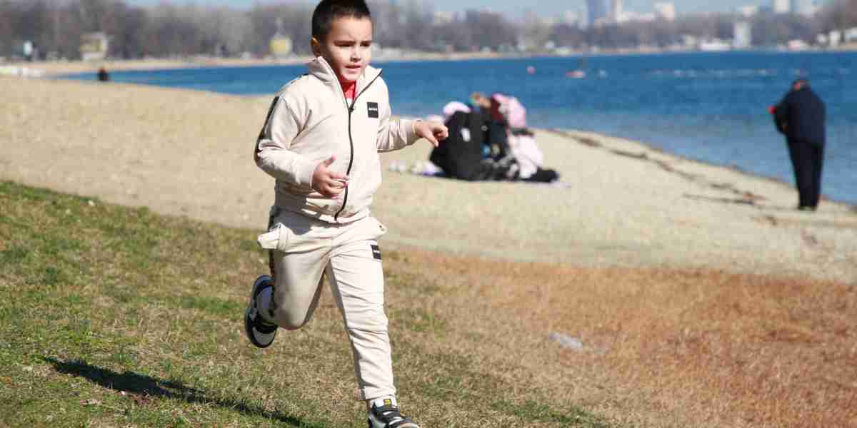 Track Suit - The Perfect Blend of Comfort, Performance, and Everyday Style