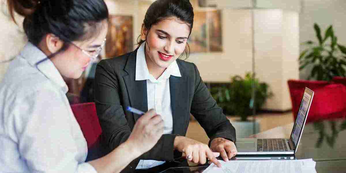 Immigration Lawyer in Toronto, Canada: Your Complete Guide to Legal Immigration Services