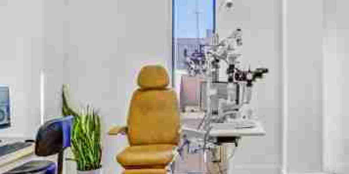 Scleral Lenses Charlotte: Advanced Vision Solutions for Complex Eye Conditions