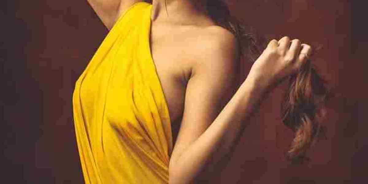 Visit Goa Escort service to enjoy yourself at night