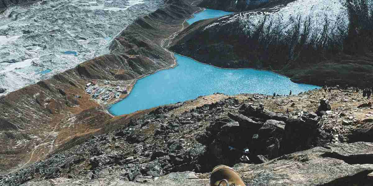 Gokyo Valley Trek: A Memorable Journey Through Mountain Landscapes