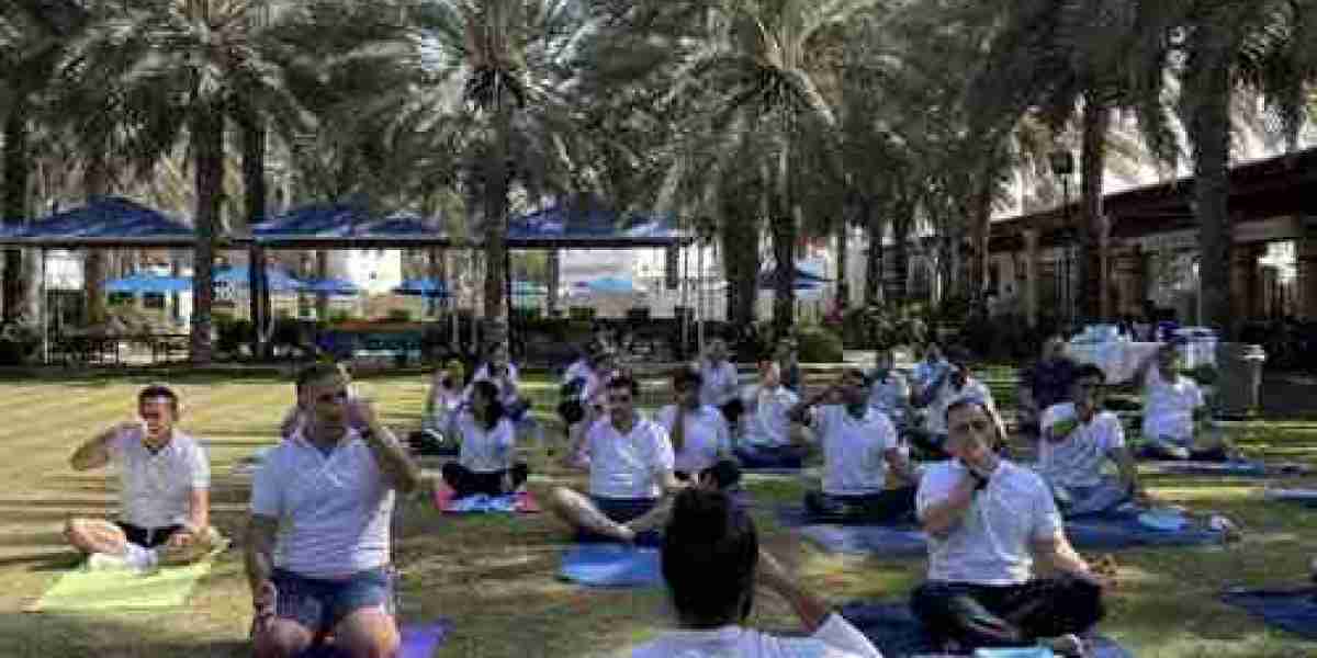 Yoga Teacher Training in India | Aananda Yog