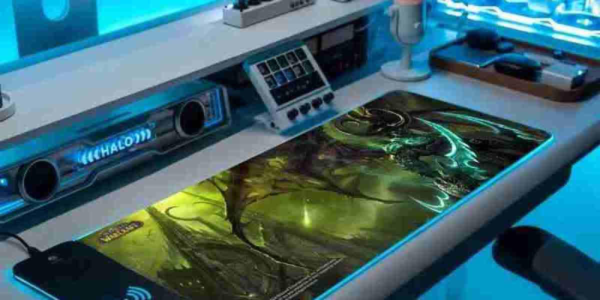 WOW Fan Florida Style！I Found A Perfect Illidan RGB Desk Mat For My Gaming Setup
