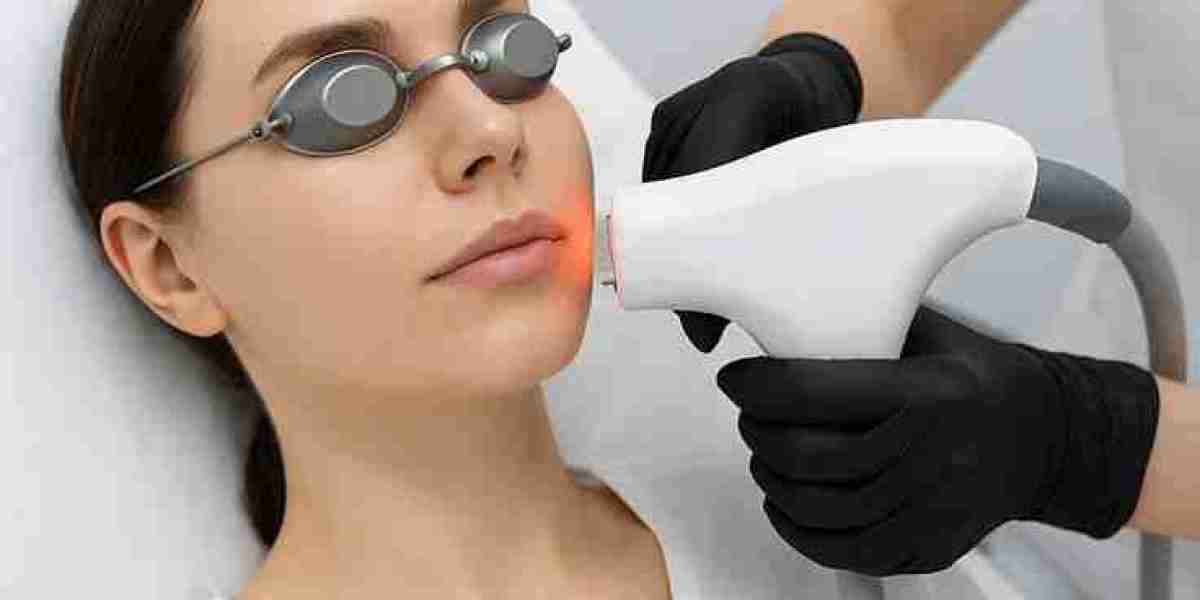 Fractional CO2 in Dubai: The Definitive Guide to Advanced Skin Resurfacing