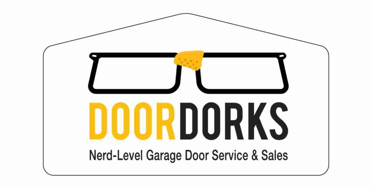 Garage Door Paint: A Complete Guide to Choosing and Applying the Right Finish