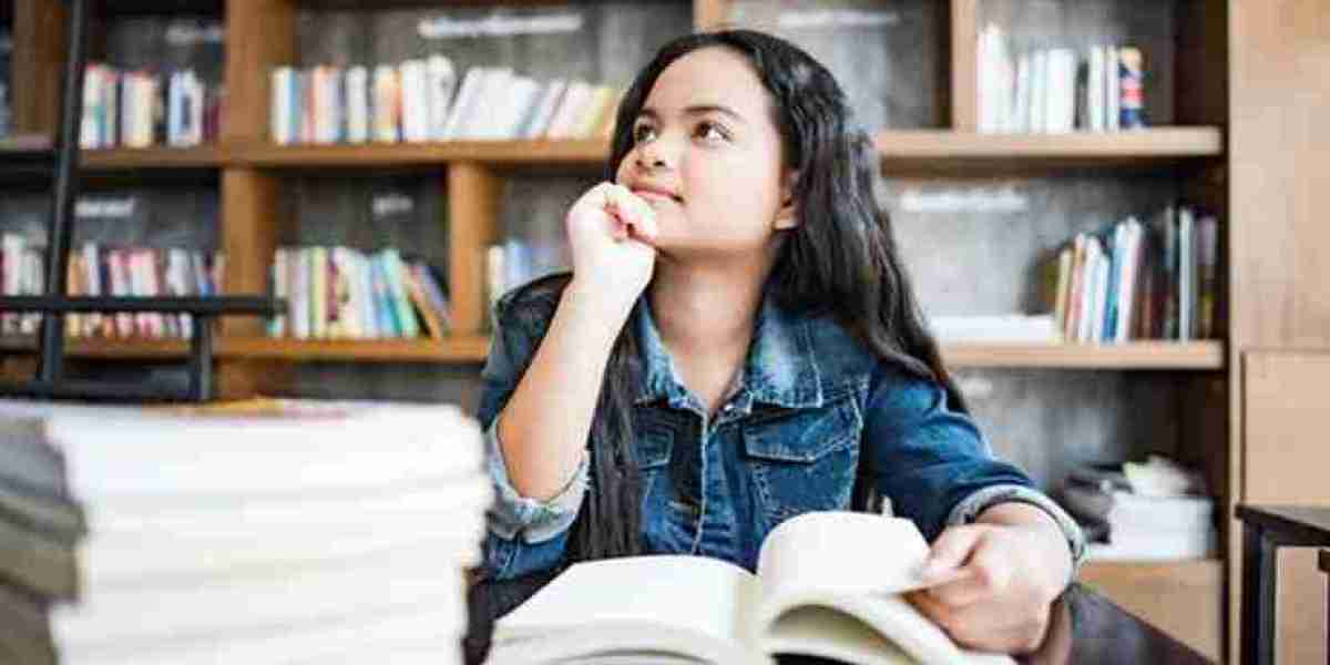 Navigating Higher Education with Quality Online Academic Guidance