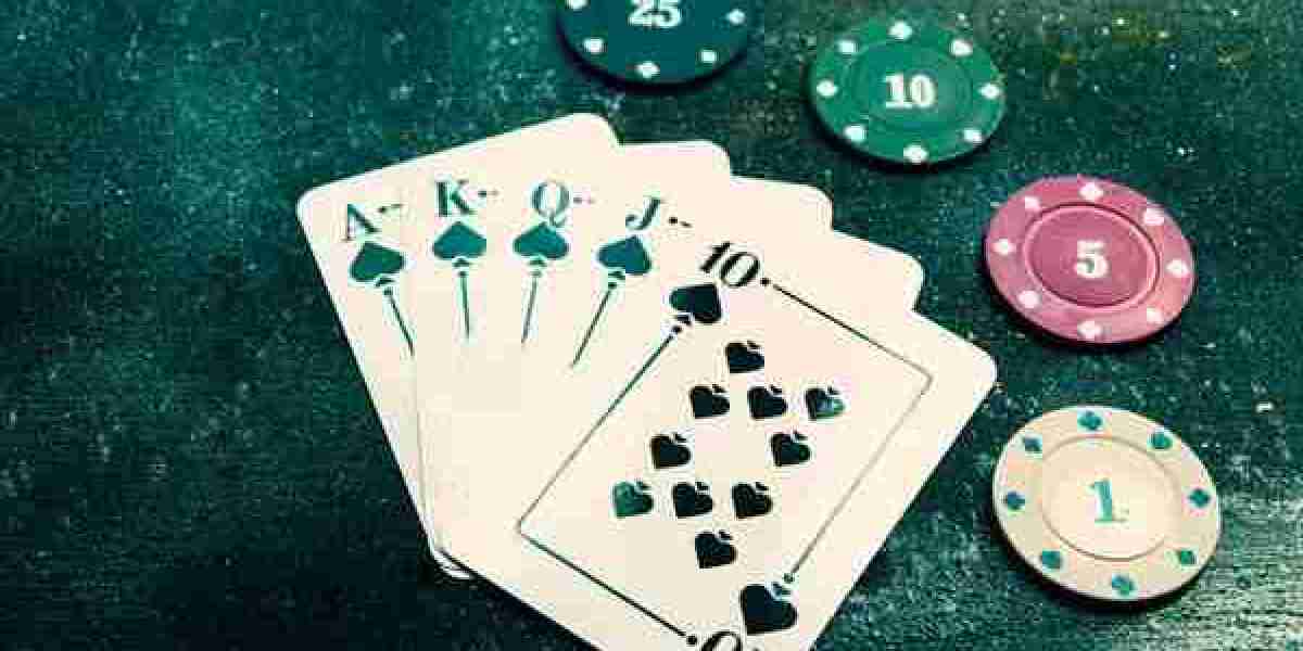 Poker España Online: innovación estratégica y evolución de la competición virtual moderna