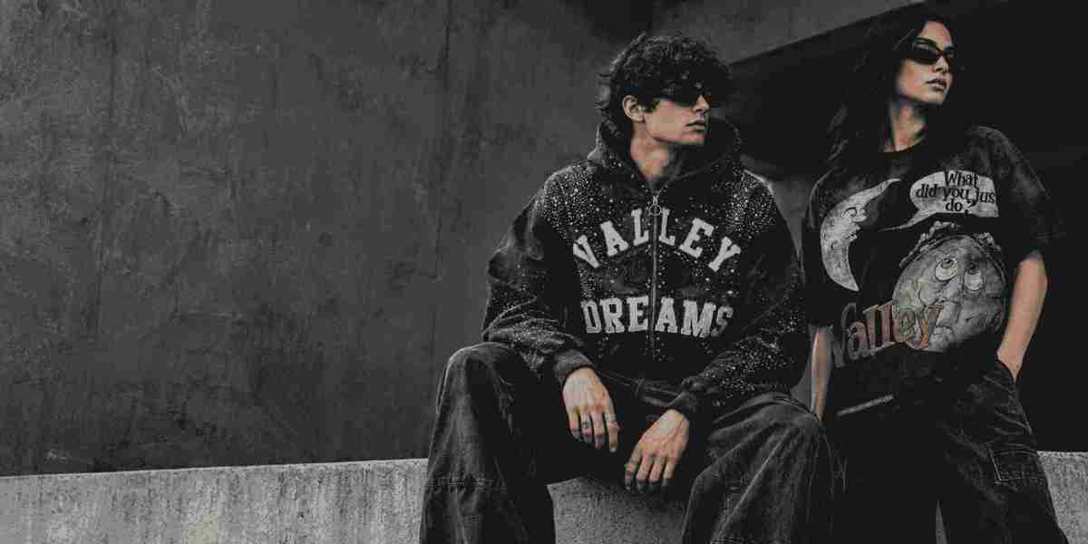 Why Shoppers Explore Vale Forever for Casual Streetwear
