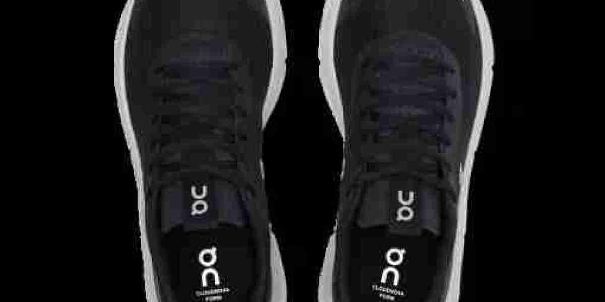 1. On Cloud Golf Shoes: A Smart Choice for Golfers