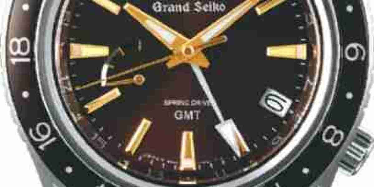 A Review of the Grand Seiko SBGY007 “Omiwatari”: The Mystery Beneath the Icy Lake Dial