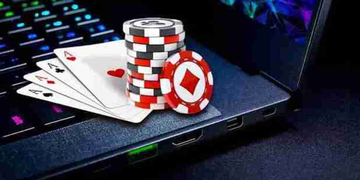 Poker Online Italia — Cultura del Poker, Innovazione Digitale e Approccio Consapevole al Gioco