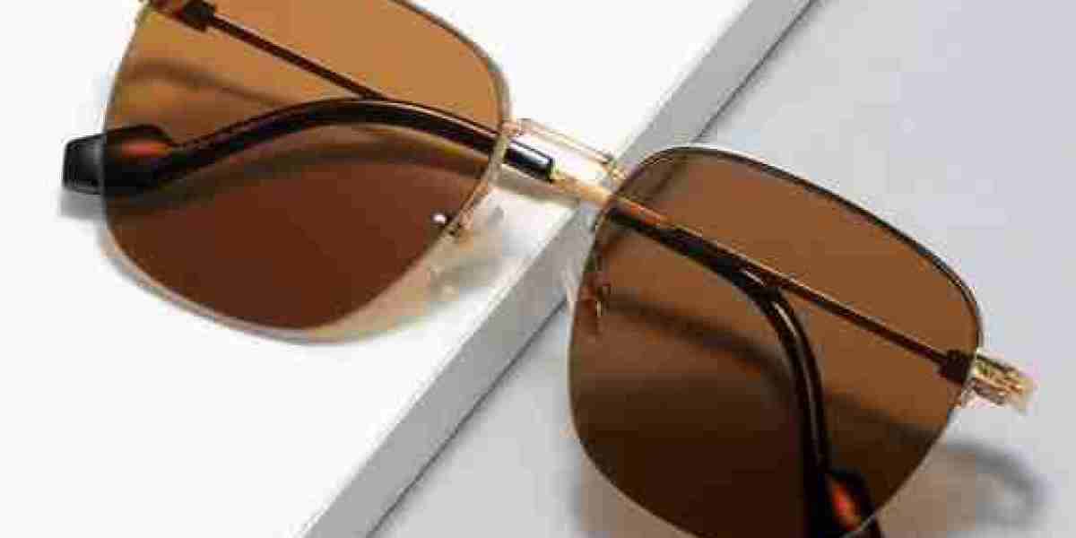 A Practical Guide to Choosing Sunglasses for Everyday Comfort and Style
